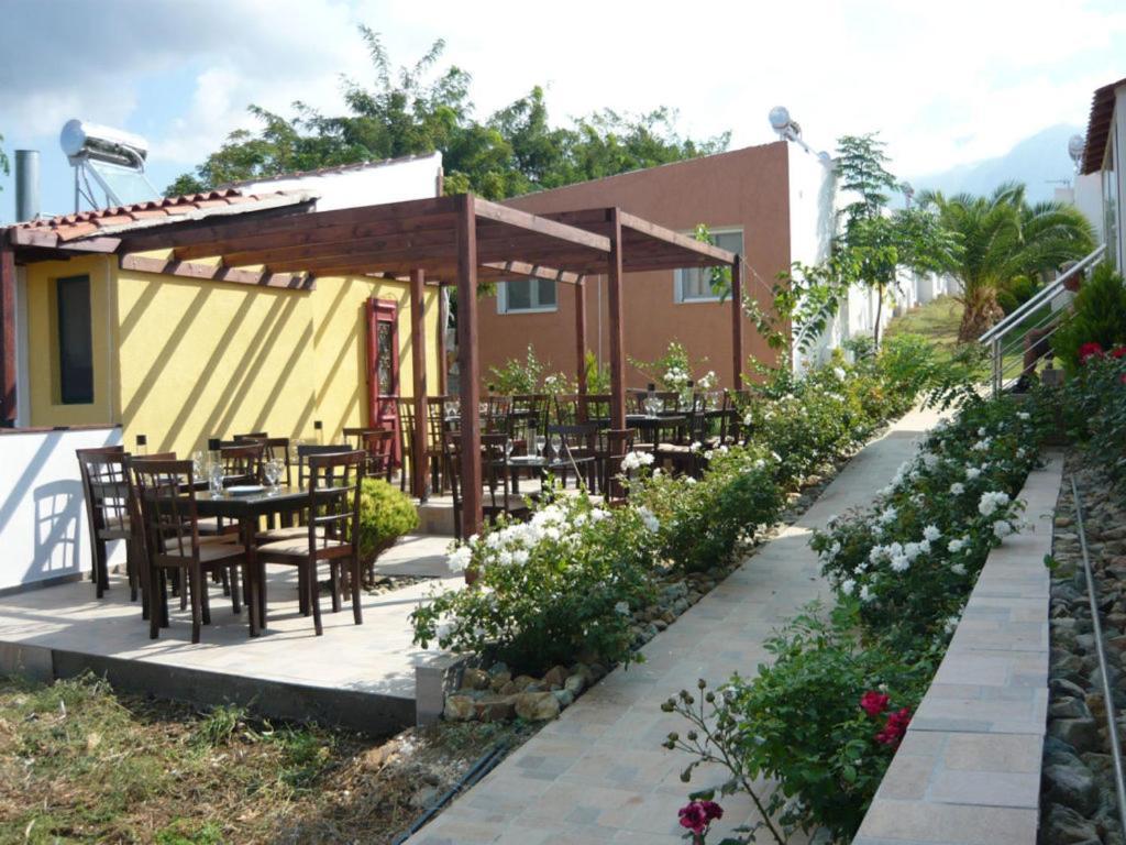 Victory Apartments Hotel Samothráki Buitenkant foto