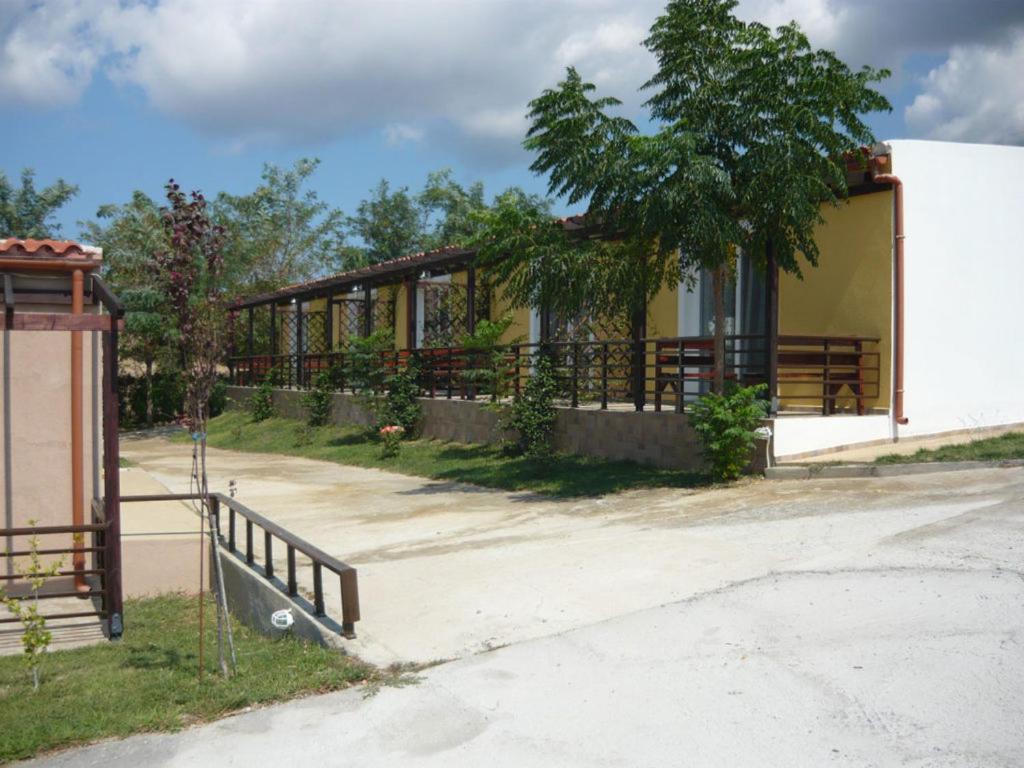 Victory Apartments Hotel Samothráki Buitenkant foto
